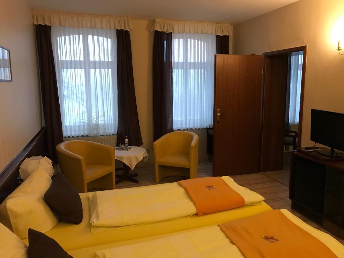 Hotel Schoene Aussicht Weißenfels Eksteriør billede